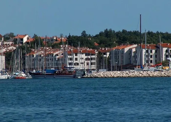 Waterfront - Cervar Apartment